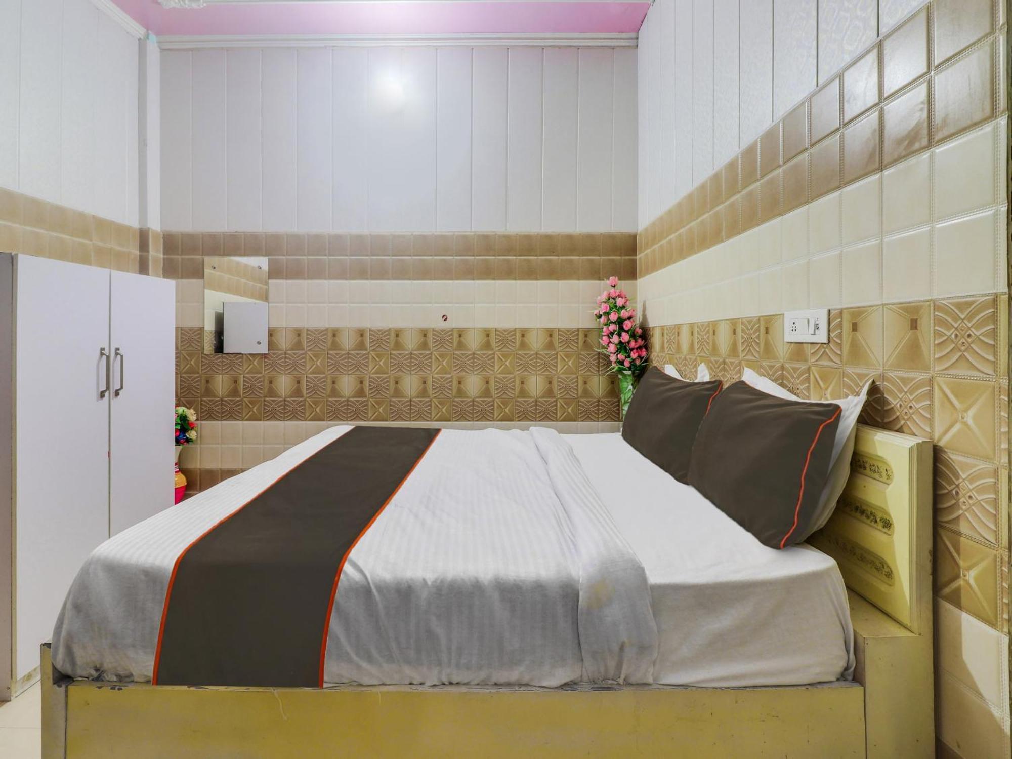 Collection O Paradise And Restaurant Hotel Kashipur Exterior photo