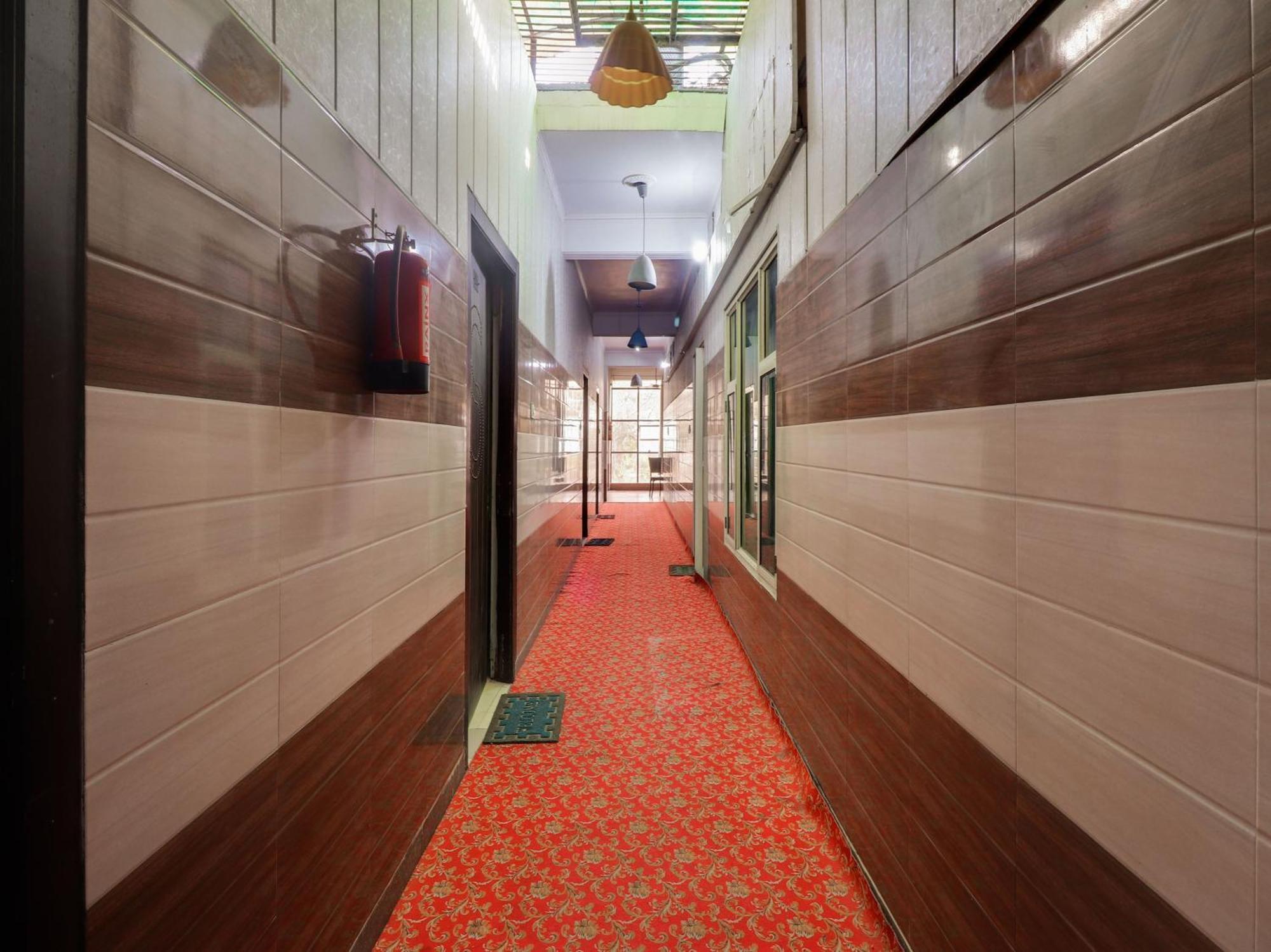 Collection O Paradise And Restaurant Hotel Kashipur Exterior photo