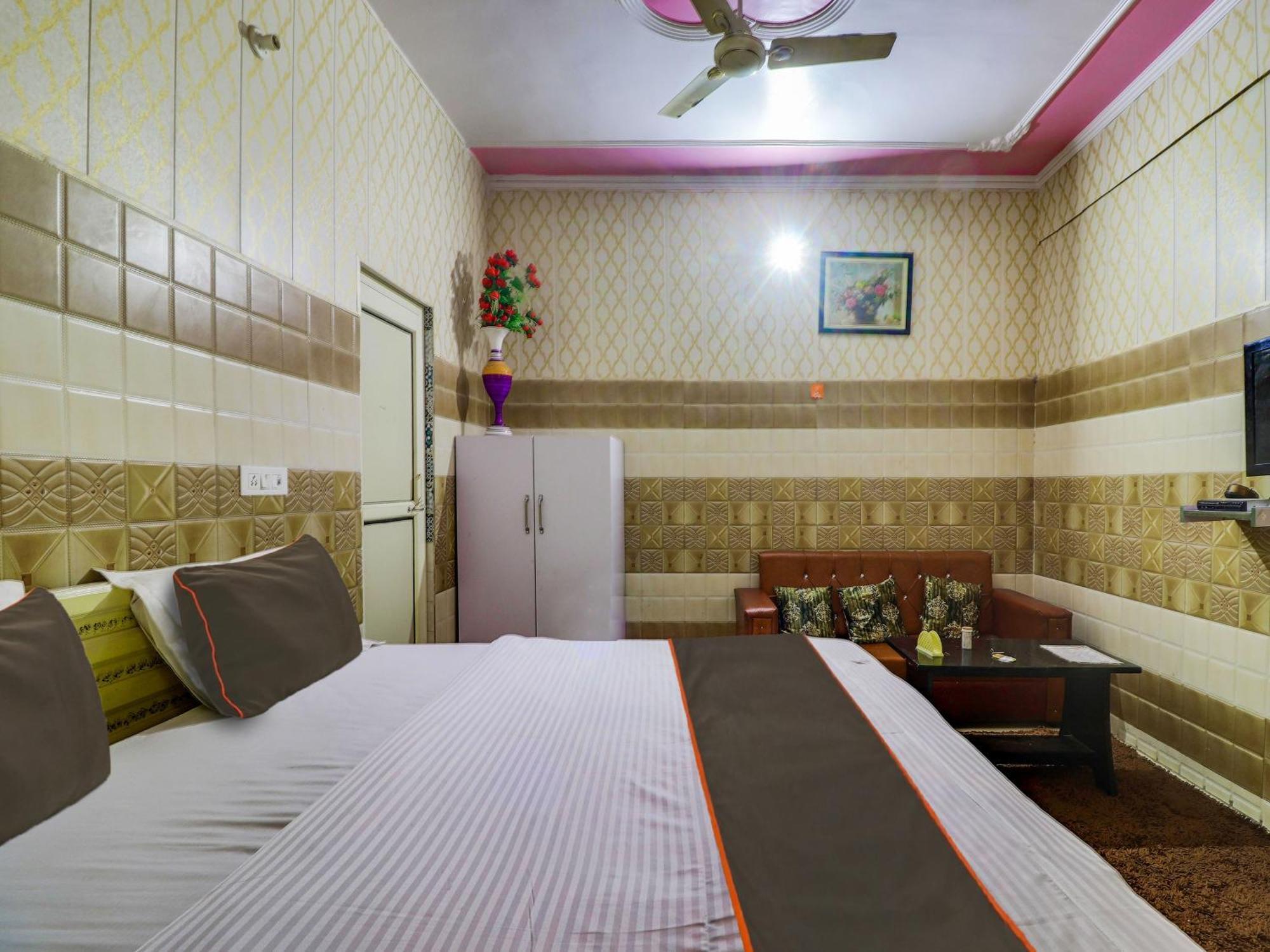 Collection O Paradise And Restaurant Hotel Kashipur Exterior photo