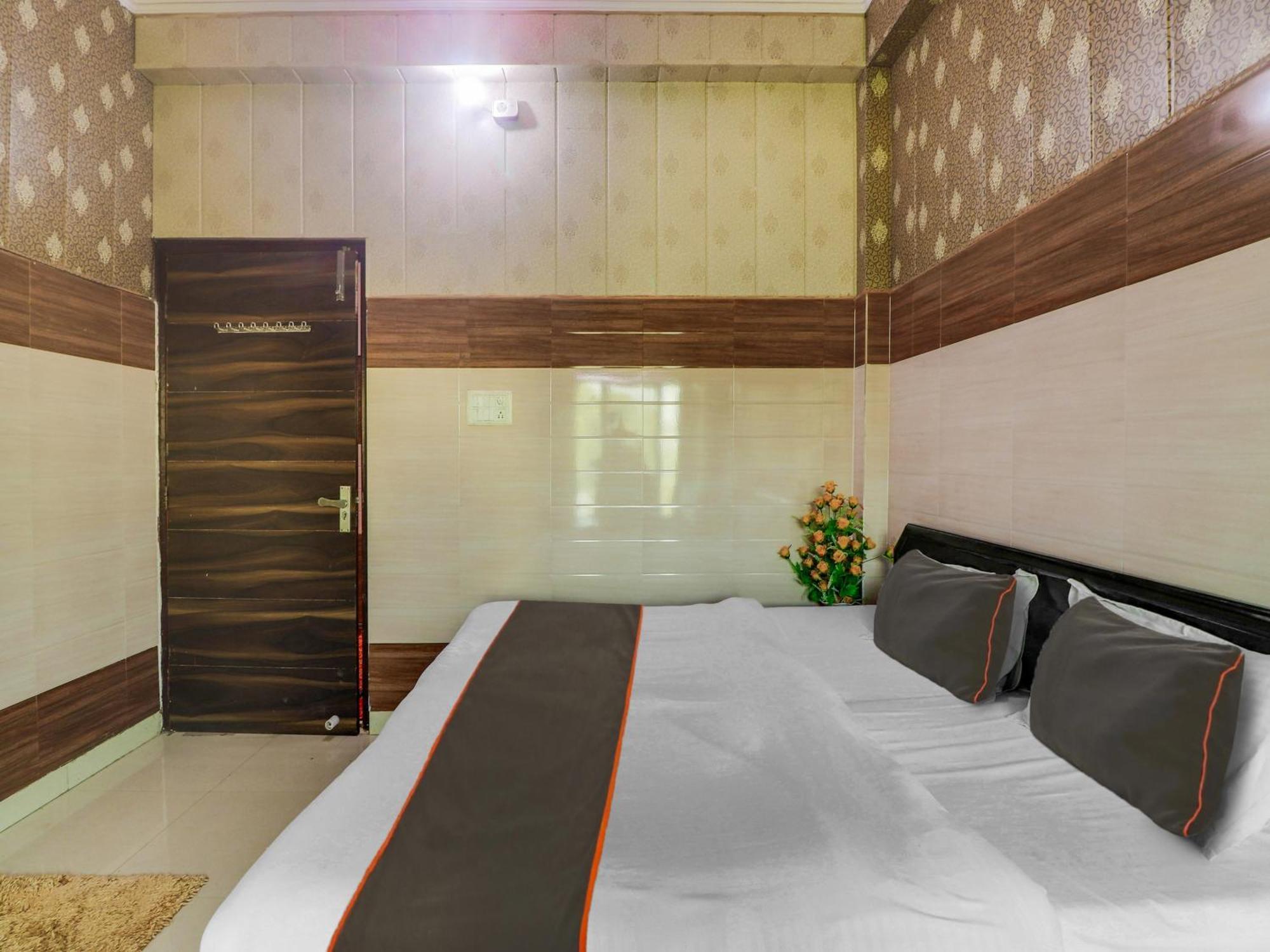 Collection O Paradise And Restaurant Hotel Kashipur Exterior photo